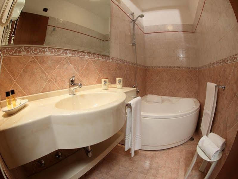 מוטולה Casa Isabella Exclusive Hotel מראה חיצוני תמונה